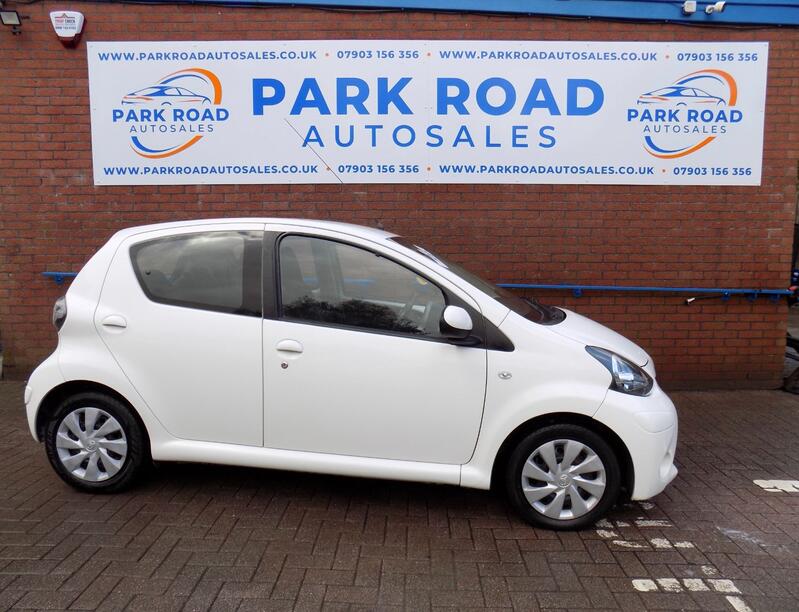 TOYOTA AYGO