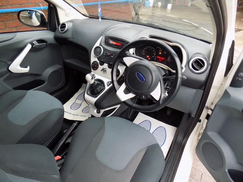 FORD KA