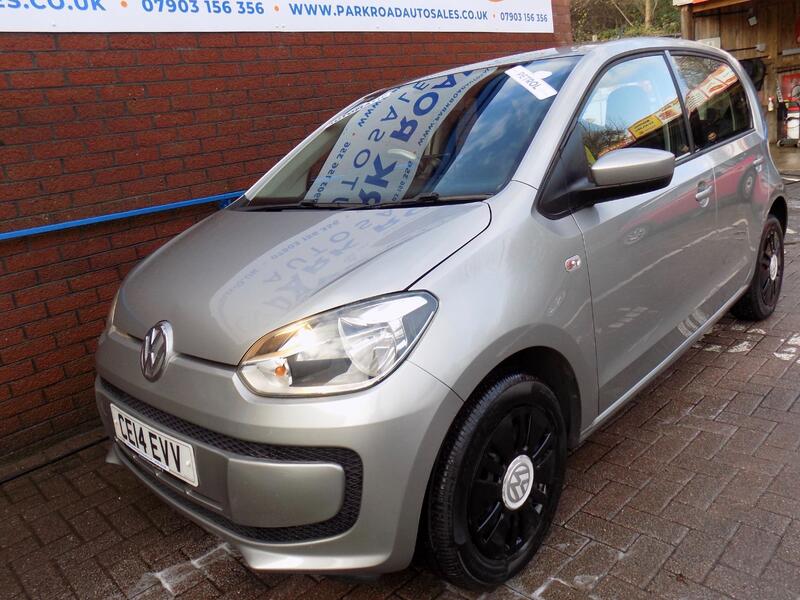 VOLKSWAGEN UP