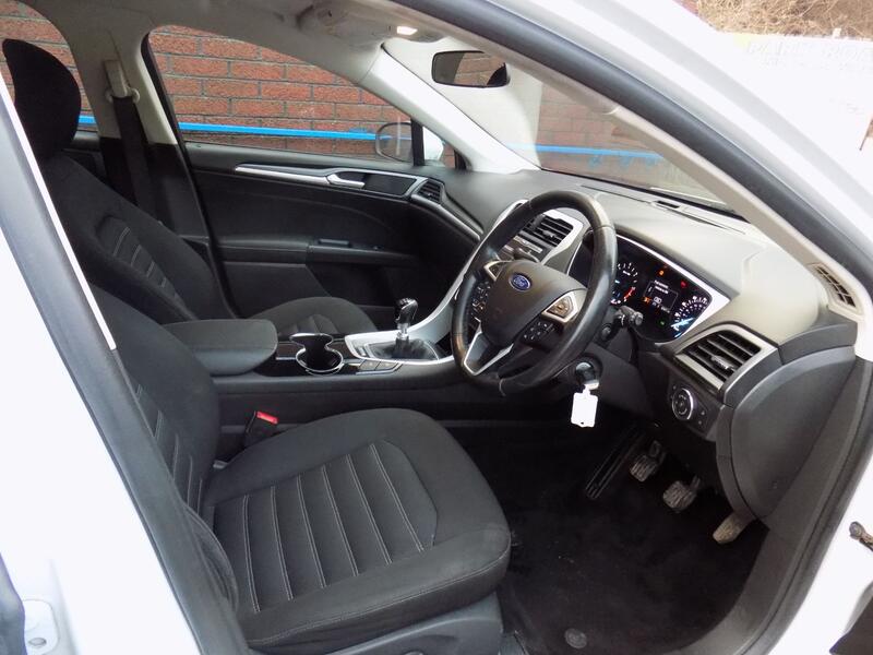 FORD MONDEO