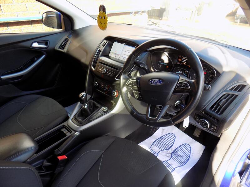 FORD FOCUS