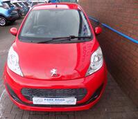 PEUGEOT 107
