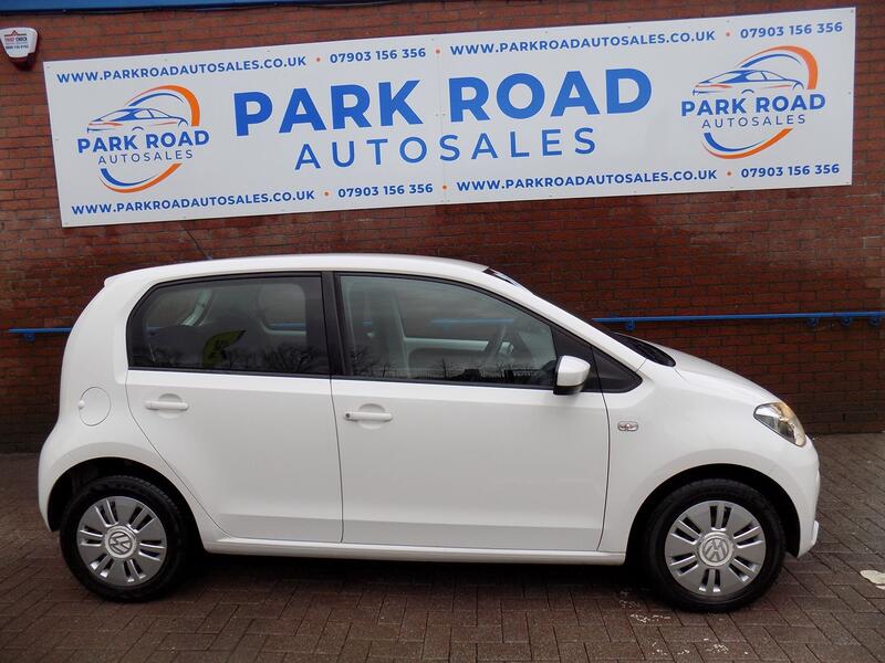 VOLKSWAGEN UP