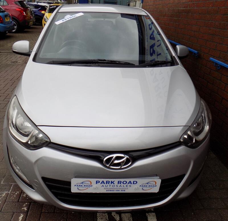 HYUNDAI I20