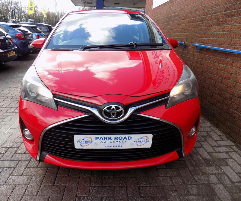 TOYOTA YARIS