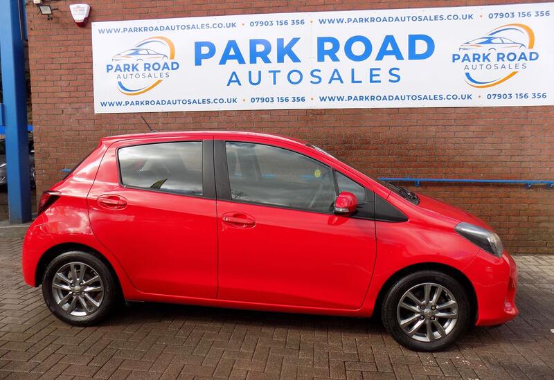 TOYOTA YARIS