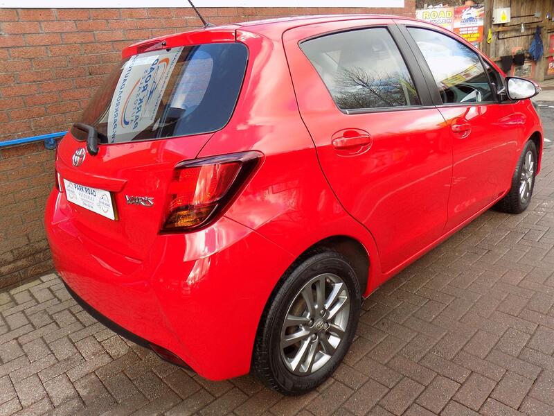 TOYOTA YARIS