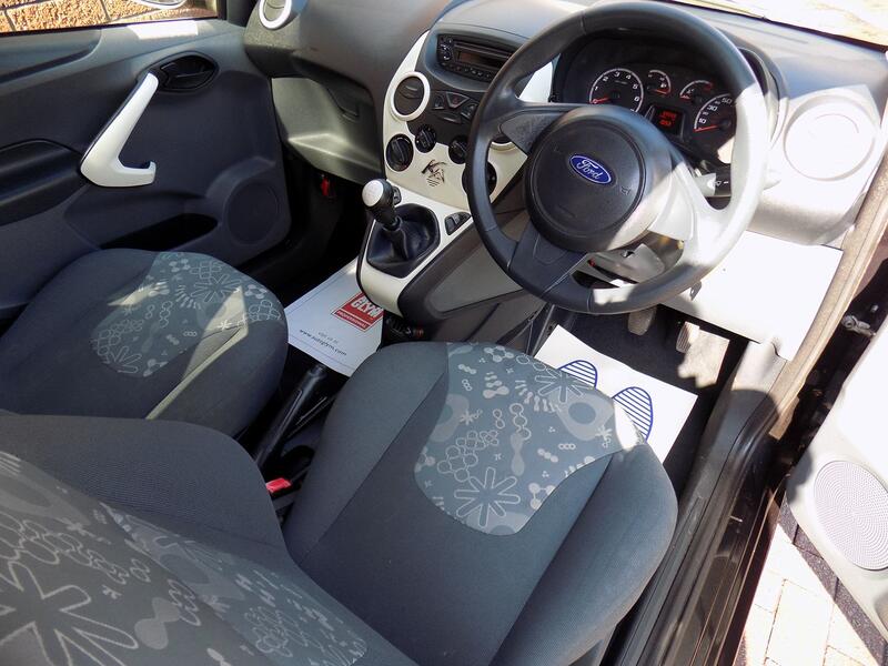 FORD KA
