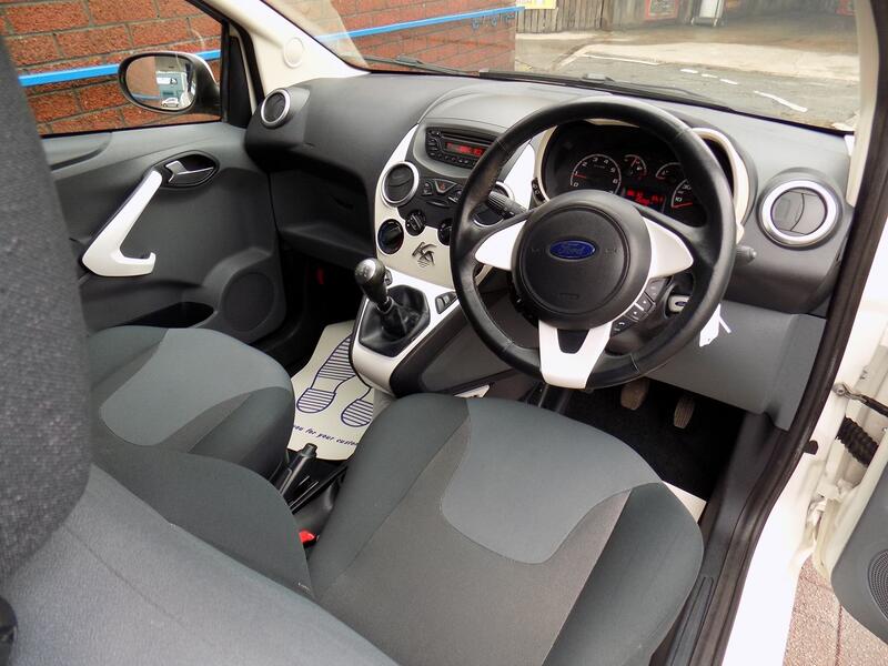 FORD KA