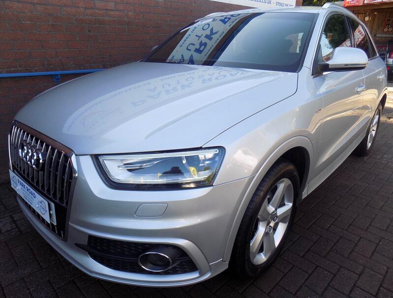 AUDI Q3