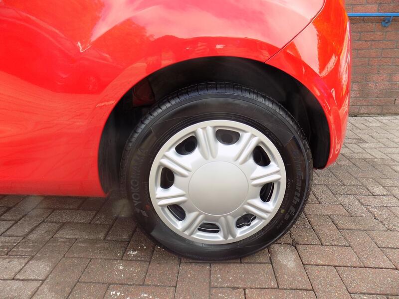 FORD KA